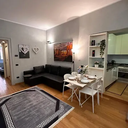 Centro Garibaldi M2 Apartment