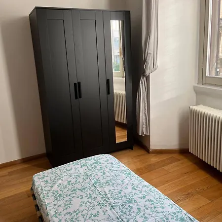 Apartment Centro Garibaldi M2 Milan